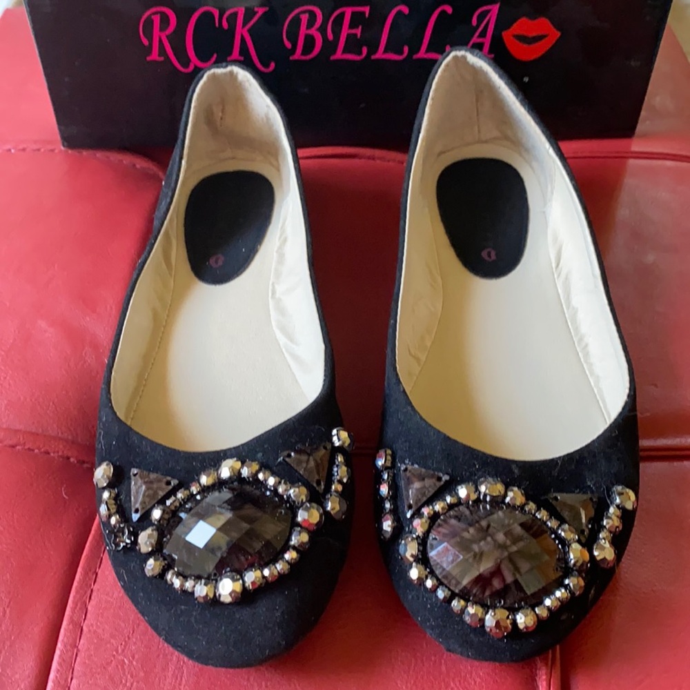 Black Beaded Size 7.5 Flats